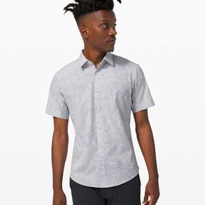 Lululemon Airing Easy Shirt Mens Size XL Short Sleeve